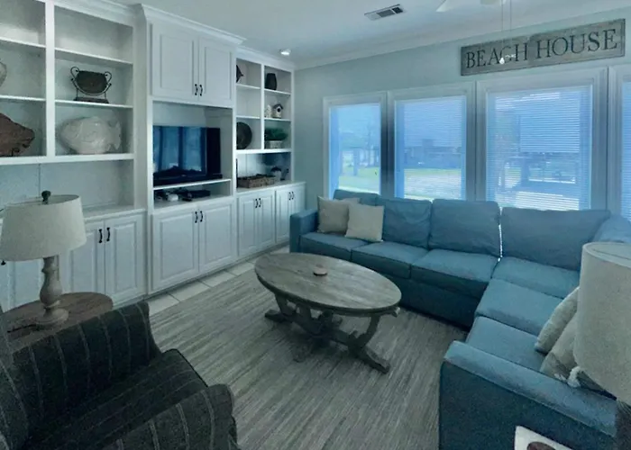 Coastal Duplex W Multi-levels Shared Pool And Close To Holiday home Gulf Shores