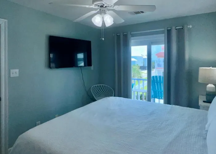 Coastal Duplex W Multi-levels Shared Pool And Close To Holiday home Gulf Shores