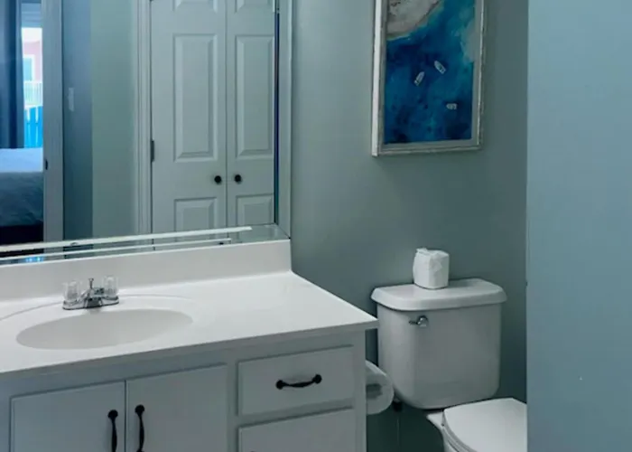 Coastal Duplex W Multi-levels Shared Pool And Close To Holiday home