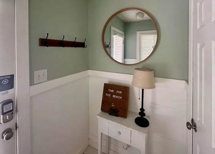 Coastal Duplex W Multi-levels Shared Pool And Close To Holiday home *