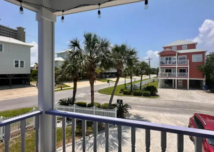 Coastal Duplex W Multi-levels Shared Pool And Close To Holiday home Gulf Shores